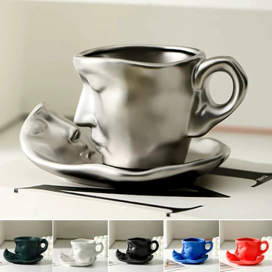 100/260ml Retro Style Face Creative Ceramic Kiss Cup& Saucers